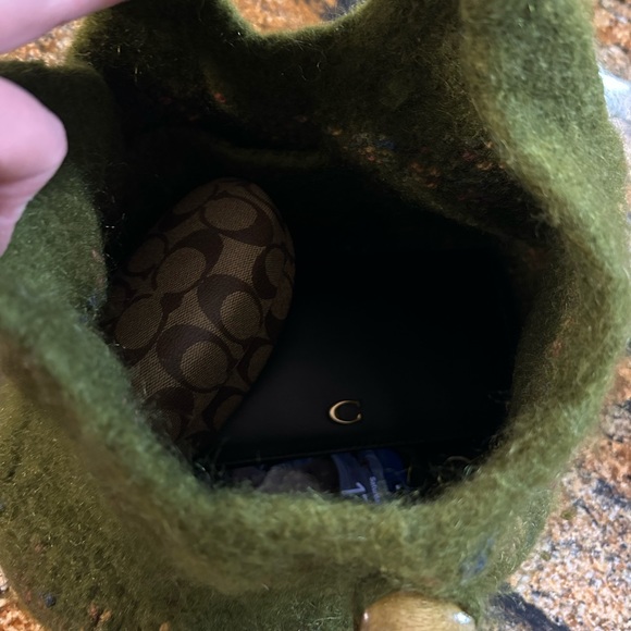 Felted Wool Shoulder Bag - Picture 10 of 12